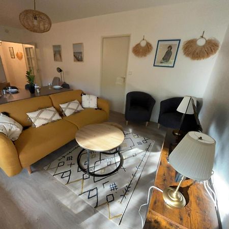 Appartement En Centre Ville Avec Cour Face Au Parc Pasteur Orlean Zewnętrze zdjęcie