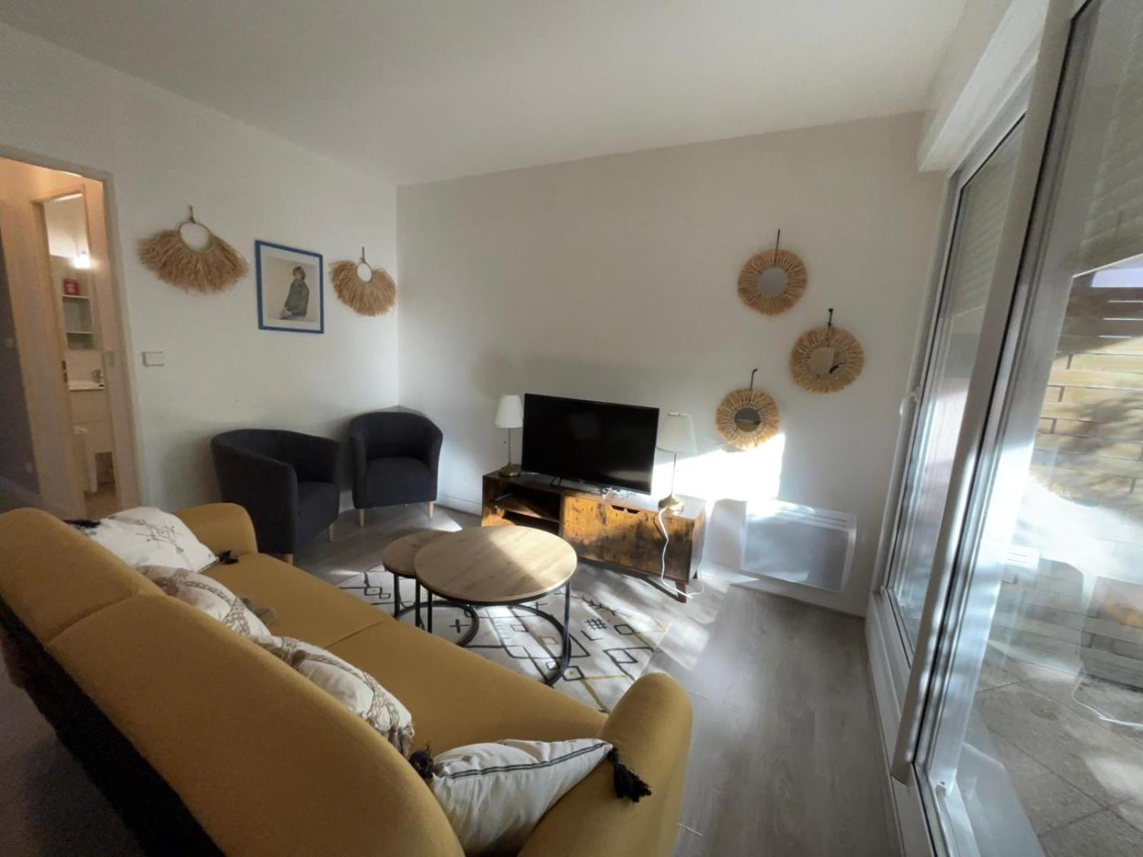 Appartement En Centre Ville Avec Cour Face Au Parc Pasteur Orlean Zewnętrze zdjęcie
