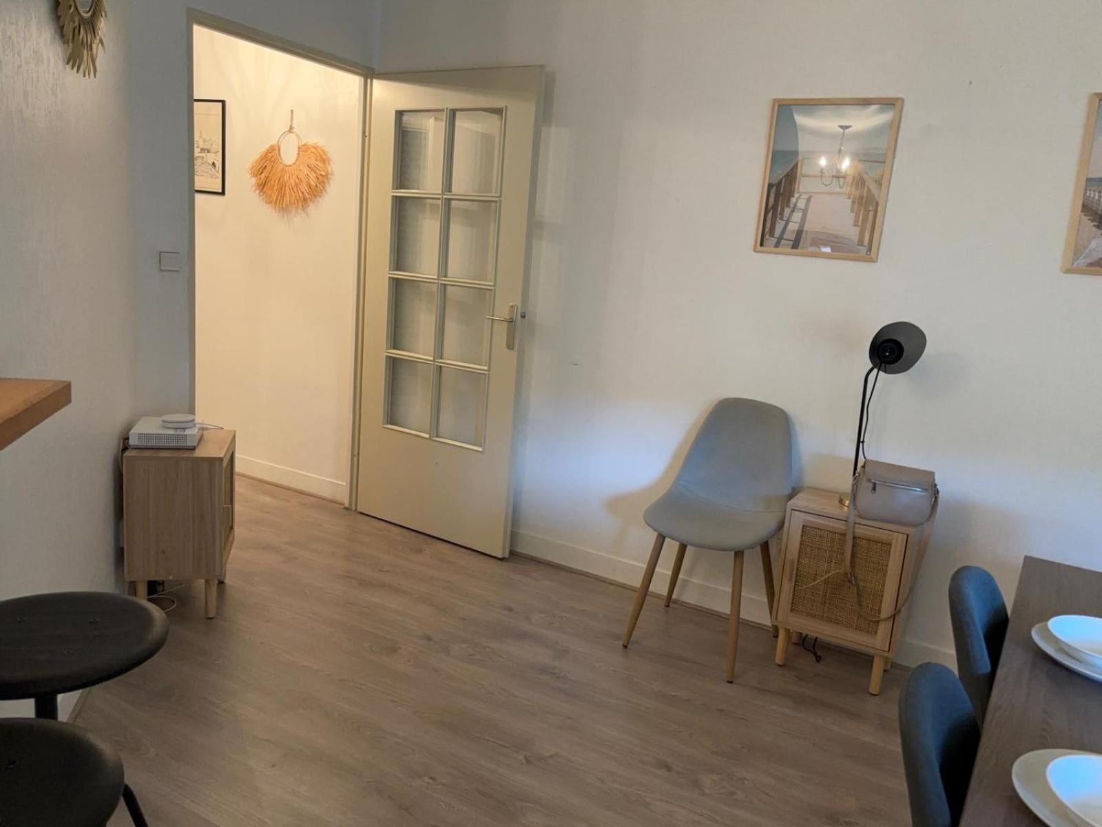 Appartement En Centre Ville Avec Cour Face Au Parc Pasteur Orlean Zewnętrze zdjęcie