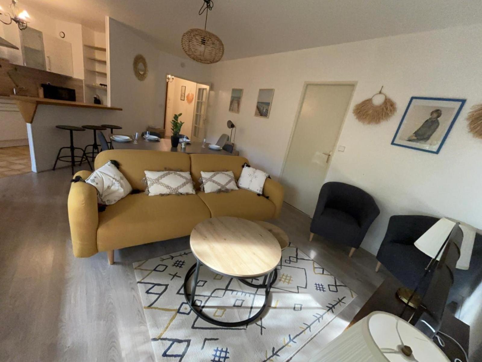 Appartement En Centre Ville Avec Cour Face Au Parc Pasteur Orlean Zewnętrze zdjęcie