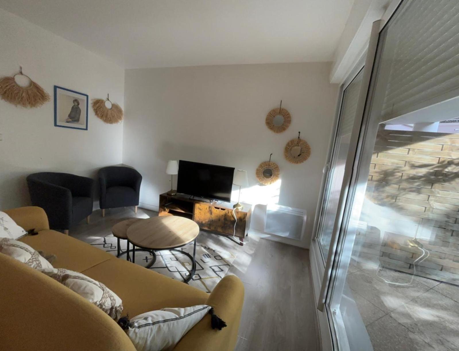 Appartement En Centre Ville Avec Cour Face Au Parc Pasteur Orlean Zewnętrze zdjęcie